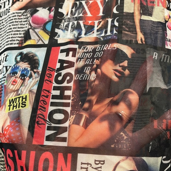 VINTAGE Y2K 90s Photo Print Magazine Collage Mesh Top high fashion retro - Picture 10 of 10